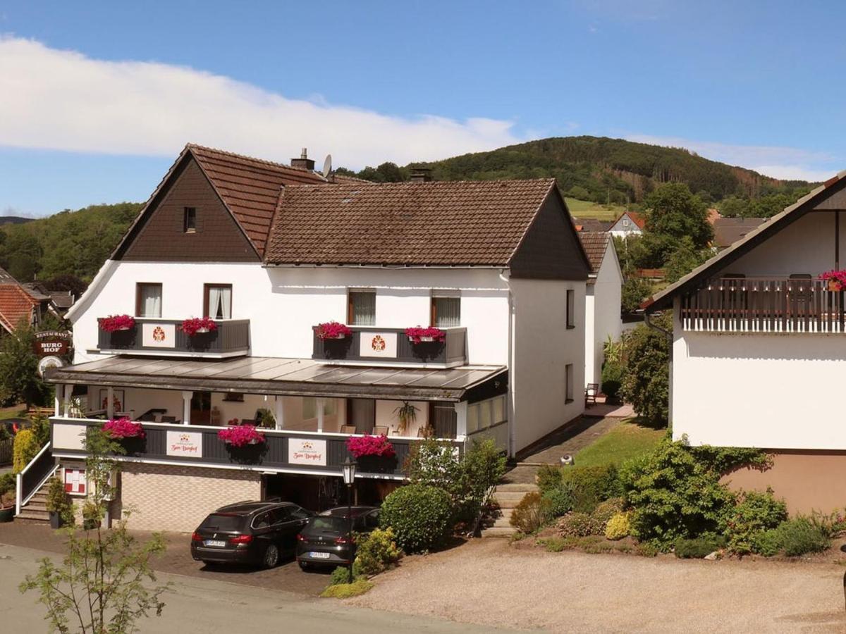 Gasthof "Zum Burghof" Medebach Exterior foto